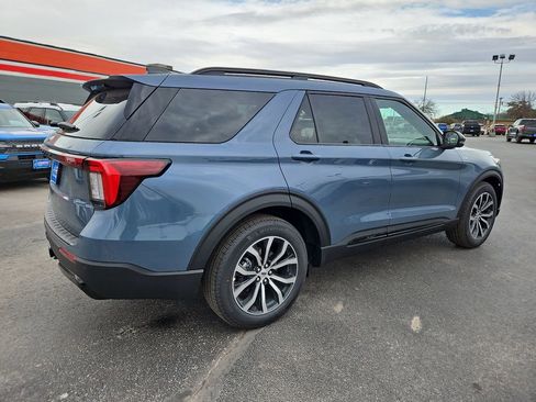 New 2026 Ford Explorer ST-Line image 13