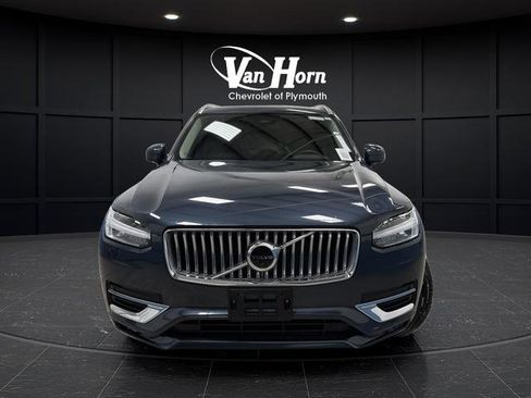 Used 2024 Volvo XC90 B5 Plus image 12