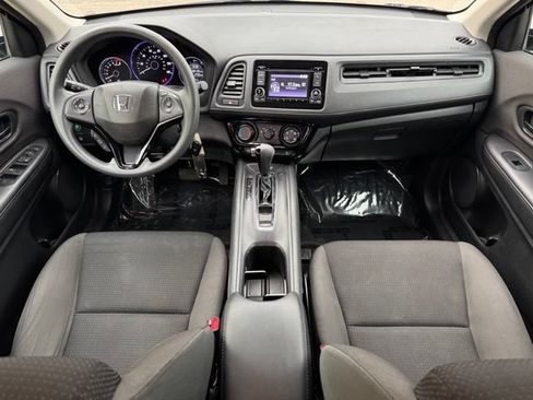 Used 2020 Honda HR-V LX image 11