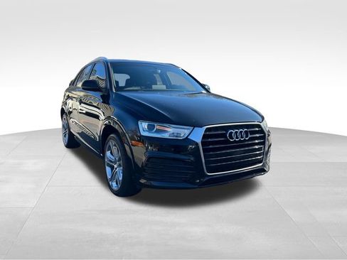 Used 2018 Audi Q3 2.0T Premium w/ Convenience Package image 7