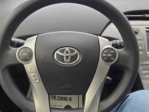 Used 2013 Toyota Prius Three image 18