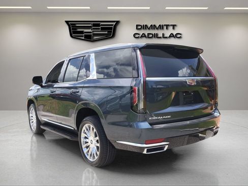 Used 2021 Cadillac Escalade Premium Luxury RWD image 7
