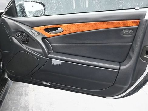 Used 2009 Mercedes-Benz SL 550 w/ Premium I Pkg image 11