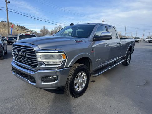 Used 2020 RAM 2500 Laramie image 8