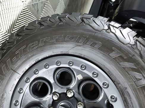 Used 2025 Ford F150 Raptor image 58