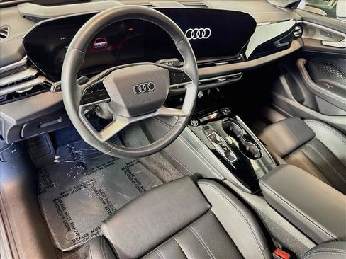 Used 2025 Audi A5 2.0T Premium Plus w/ Premium Plus AWD/4WD image 9