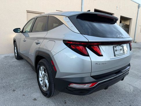 Used 2022 Hyundai Tucson SE FWD image 4