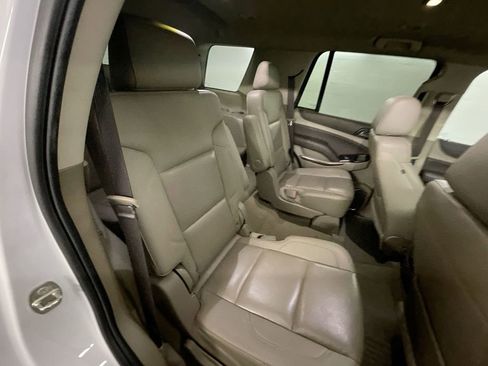 Used 2019 Chevrolet Tahoe LT w/ LT Signature Package image 26