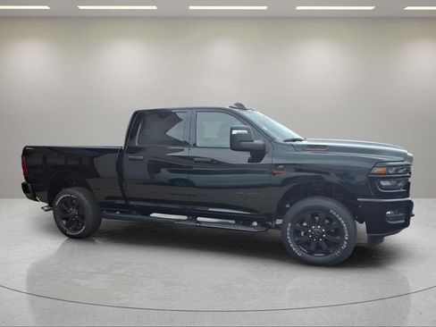 New 2026 RAM 2500 Big Horn AWD/4WD image 2