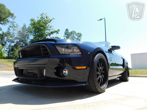 Used 2014 Ford Mustang Shelby GT500 w/ Equipment Group 821A image 6