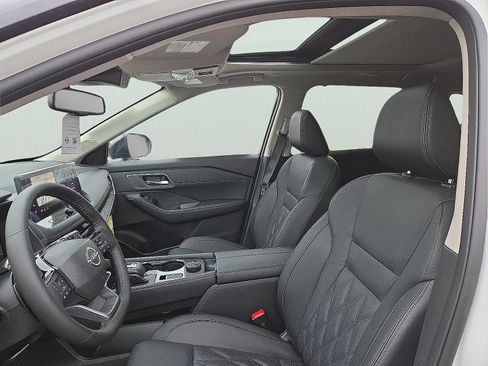 New 2026 Nissan Rogue Platinum w/ Tech Package image 10