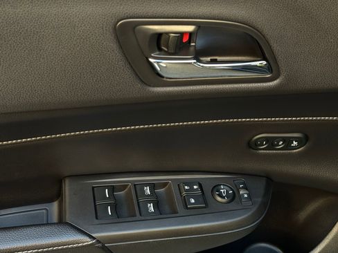 Used 2018 Acura ILX w/ Technology Plus & A-SPEC image 13