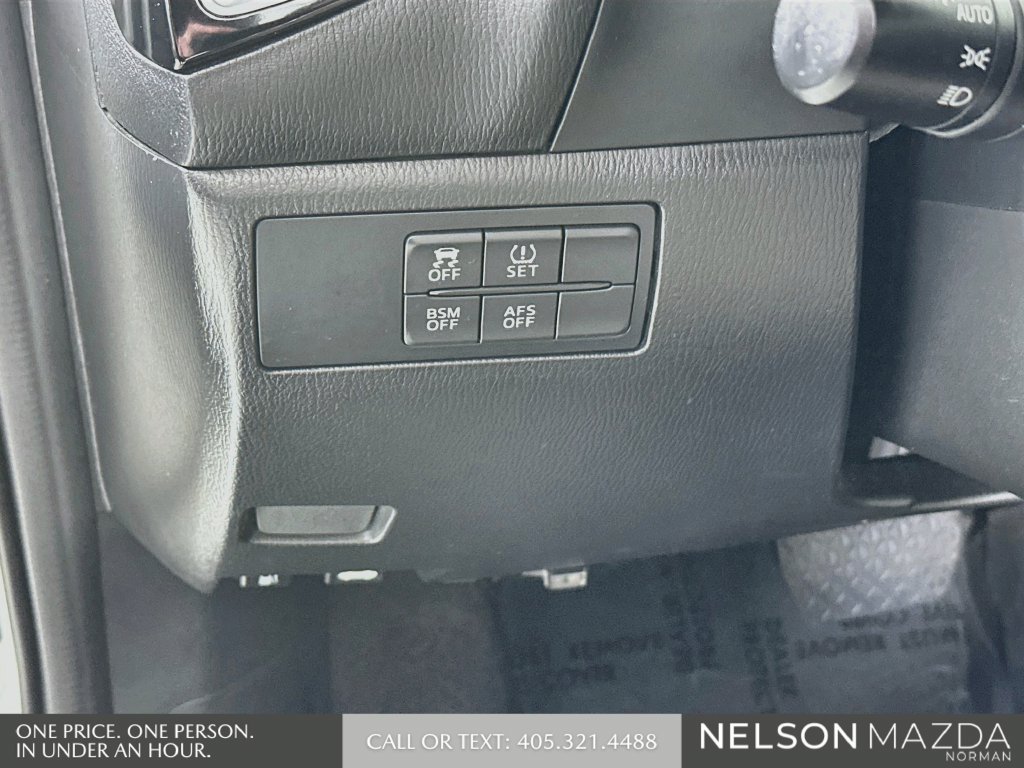 Used 2016 MAZDA MAZDA3 s Grand Touring FWD image 11