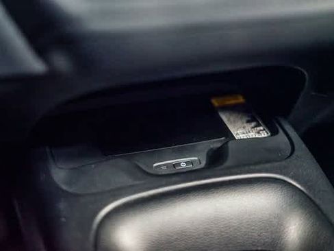 Certified 2025 Toyota Corolla SE image 24