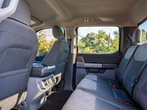 Used 2021 Ford F150 XLT w/ Equipment Group 302A High image 17