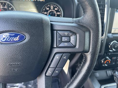 Used 2016 Ford F150 XLT w/ Equipment Group 302A Luxury AWD/4WD image 18