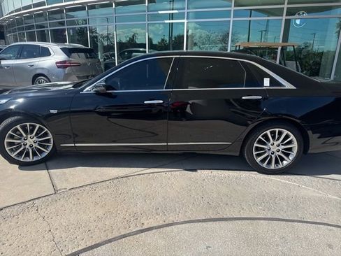 Used 2020 Cadillac CT6 Luxury image 4