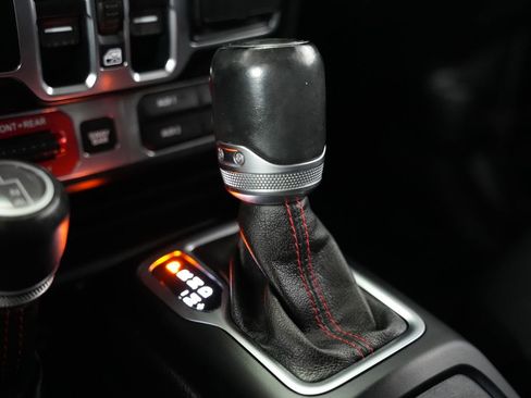 Used 2020 Jeep Wrangler Unlimited Rubicon AWD/4WD image 29