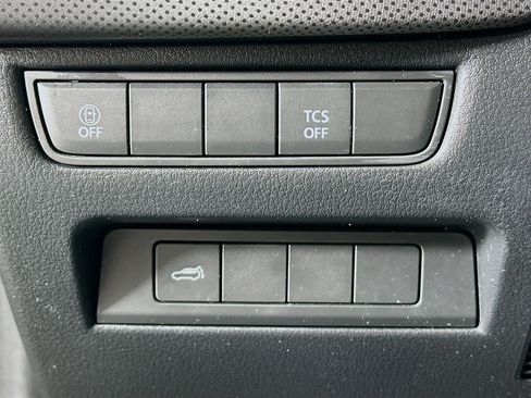 Used 2025 MAZDA CX-50 AWD 2.5 S w/ Premium Package image 17