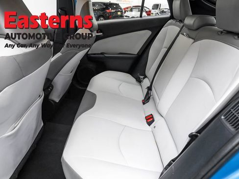 Used 2021 Toyota Prius Prime XLE w/ Carpet Mat Package (TMS) image 19