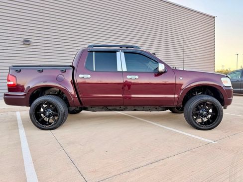 Used 2007 Ford Explorer Sport Trac Limited RWD image 2