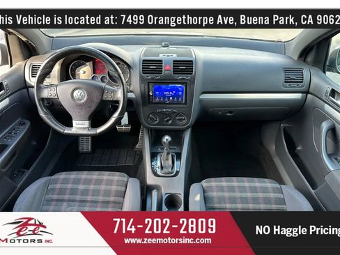 Used 2009 Volkswagen GTI 4-Door image 16