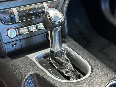 Used 2022 Ford Mustang Premium RWD image 19