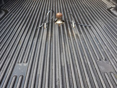 Used 2025 Ford F250 XLT AWD/4WD image 17