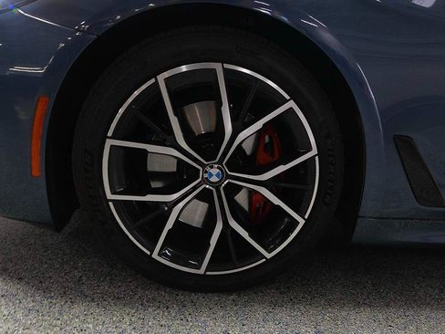 Used 2023 BMW 530i xDrive w/ M Sport Package AWD/4WD image 5