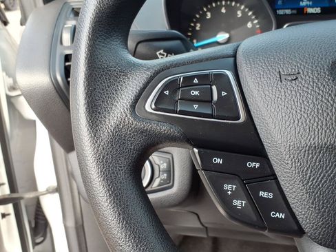 Certified 2019 Ford Escape SE FWD image 25