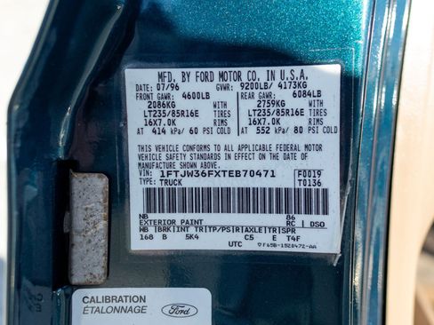 Used 1996 Ford F350 4dr 168.4 WB SRW 4WD image 29