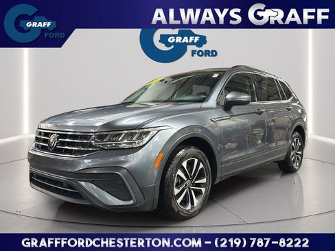 Used 2023 Volkswagen Tiguan S image 1