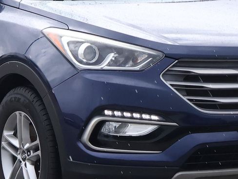 Used 2018 Hyundai Santa Fe Sport w/ 2.4L Tech Package 04 FWD image 8
