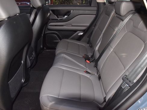 New 2026 Lincoln Corsair Premiere image 14