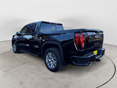 Used 2024 GMC Sierra 1500 Denali w/ Technology Package image 3
