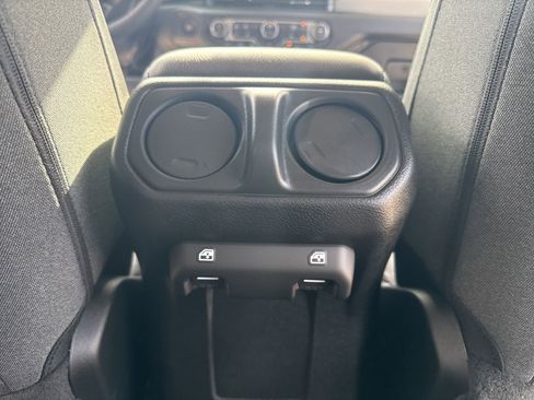 New 2025 Jeep Gladiator Willys image 28