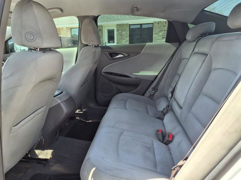 Used 2017 Chevrolet Malibu LS image 14