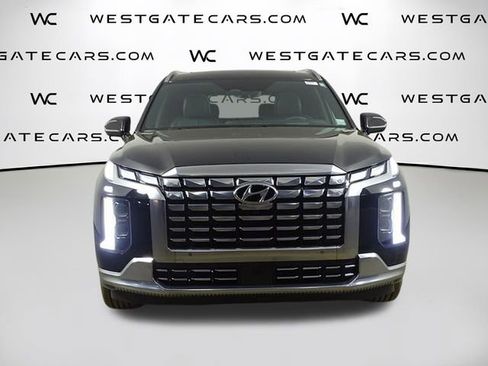 Used 2024 Hyundai Palisade Calligraphy image 4