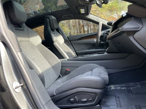 Used 2022 Audi e-tron GT Premium Plus image 20