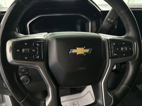 Used 2024 Chevrolet Silverado 2500 LT AWD/4WD image 17
