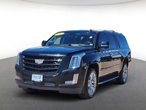 Used 2020 Cadillac Escalade ESV Premium Luxury w/ Escalade Sport Edition RWD image 2