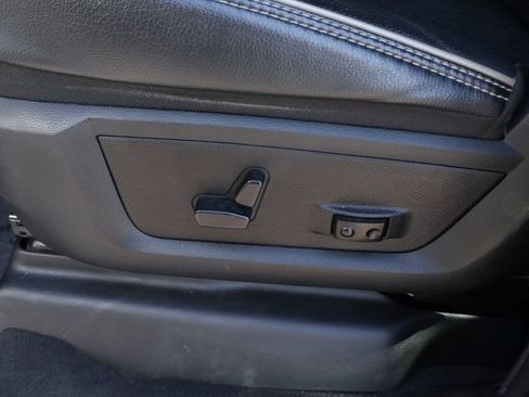 Used 2020 RAM 2500 Laramie w/ Night Edition image 20