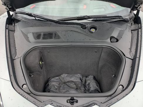 Used 2022 Chevrolet Corvette Stingray Preferred Cpe w/ Z51 Performance Package RWD image 30