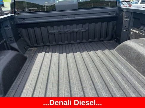 Used 2024 GMC Sierra 1500 Denali w/ Technology Package AWD/4WD image 9