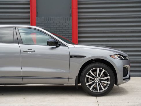 Used 2026 Jaguar F-PACE R-Dynamic S AWD/4WD image 4