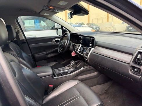 Used 2021 Kia Sorento EX FWD image 15