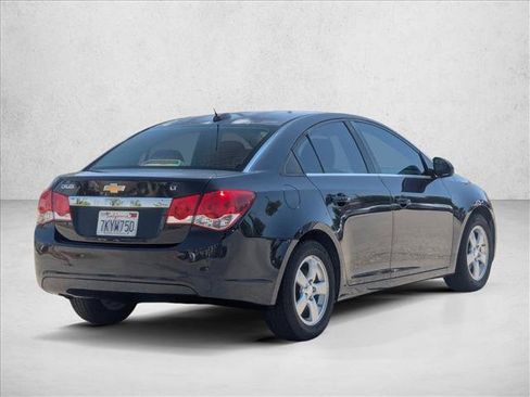 Used 2015 Chevrolet Cruze LT FWD image 5