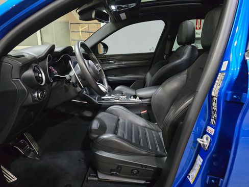 Used 2022 Alfa Romeo Stelvio Quadrifoglio w/ Active Assist Plus Package image 21