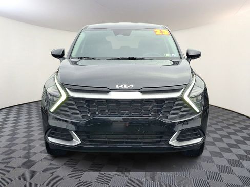 Used 2023 Kia Sportage LX image 2