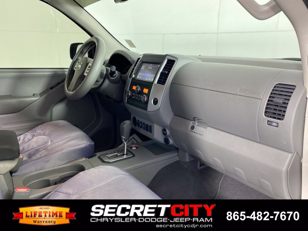 Used 2021 Nissan Frontier SV w/ Midnight Edition Floor Mats RWD image 29